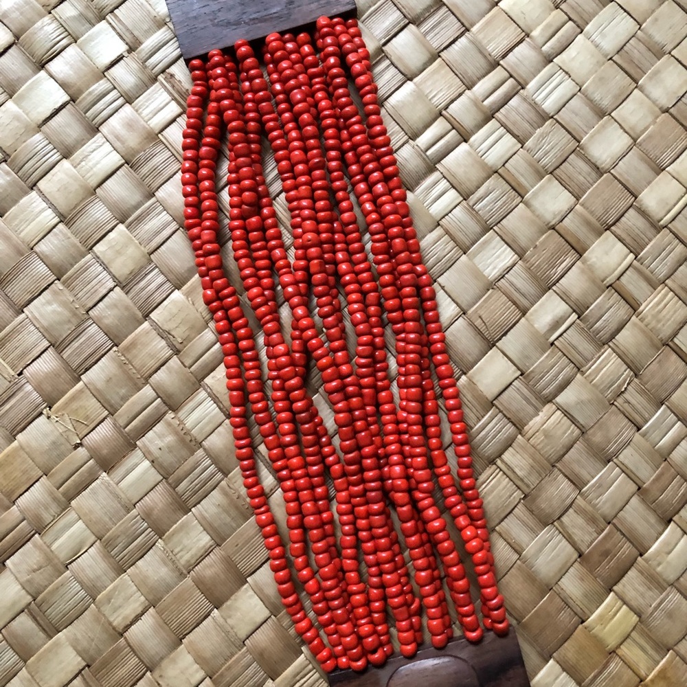 Multi-strand glass bead handmade bracelet - Picture 2 of 2